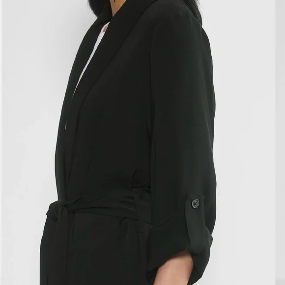 Aritzia Kahlo Robe - Picture 3 of 7